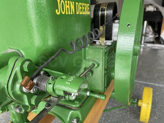 1927 John Deere 1 1/2 HP Hit and Miss Engine Image