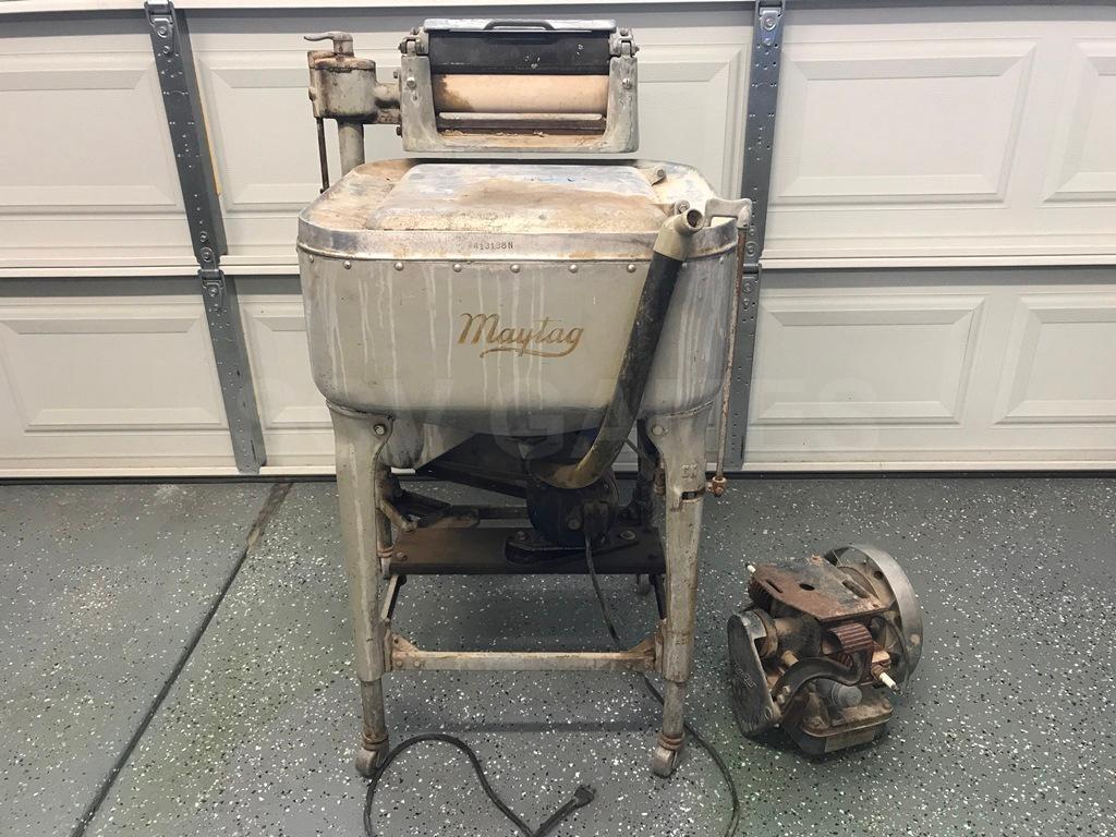 1927 Maytag Wringer Washing Machine