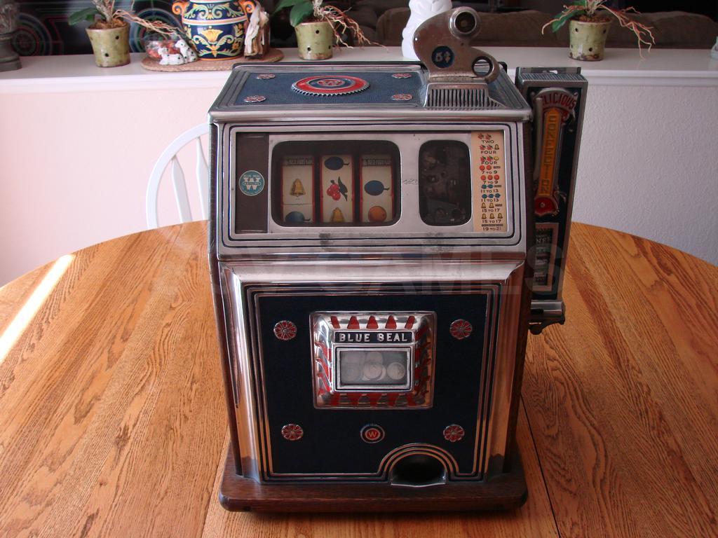 1929 5 Cent Watling Blue Seal Slot Machine with Mint Vendor