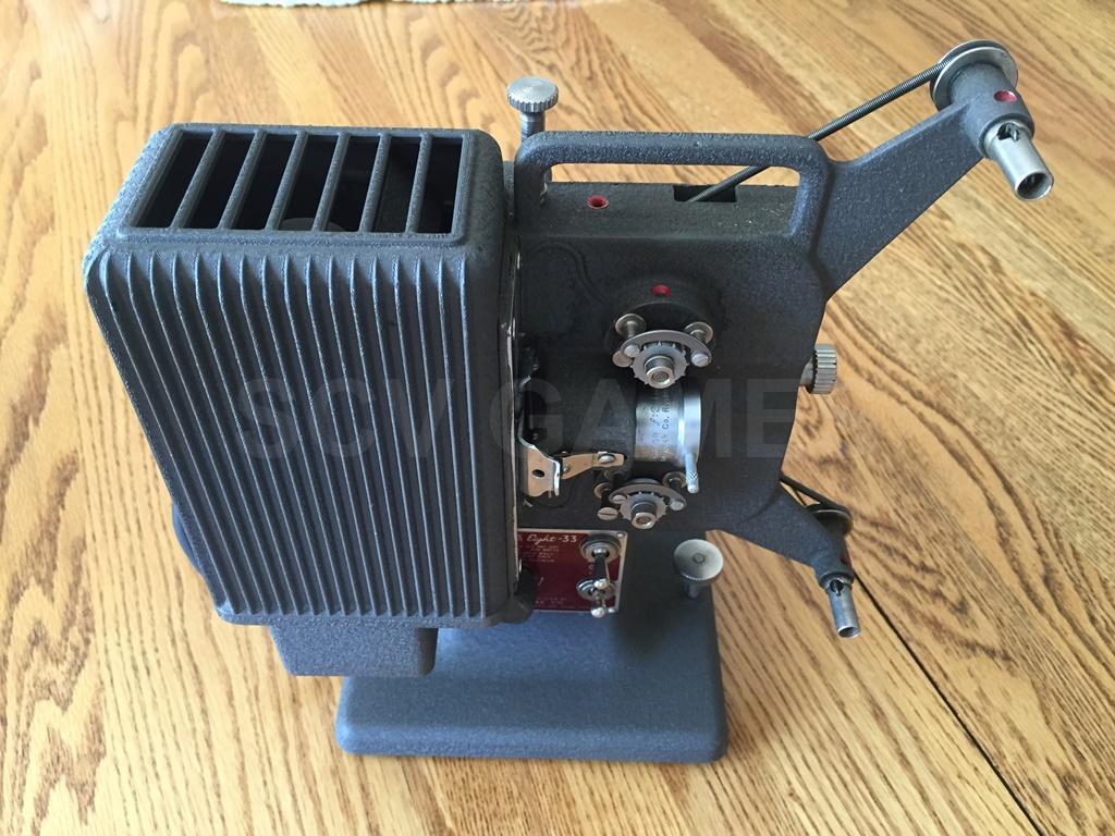 1930's Kodascope Eight-33 8mm Movie Projector