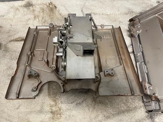 1930's Mills Brown Front Slot Machine Castings Image