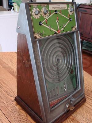 1931 Peo Sales Corp Miniature Baseball Trade Stimulator Image