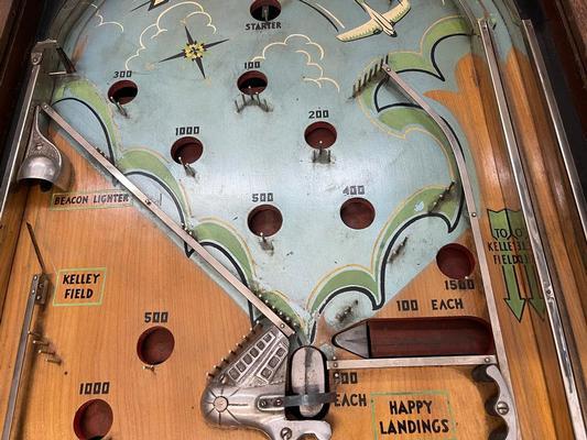 1934 Stoner Beacon Electro Mechanical Pinball Image