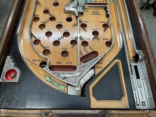 1934 Stoner Beacon Electro Mechanical Pinball Image