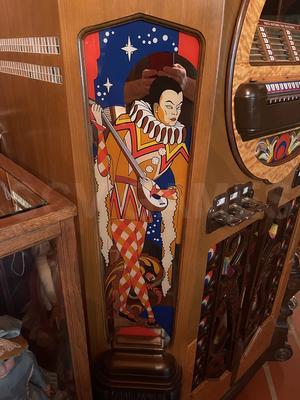 1942 Wurlitzer Jukebox Victory Model Image