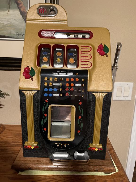 1946 Mills Golden Falls 10 Cent Slot Machine Restored