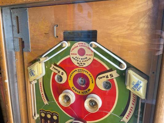 1948 United Major League Baseball Pinball Machine Image