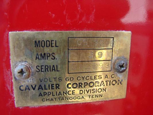 1950's Cavalier CS-96 Coca-Cola Machine Image