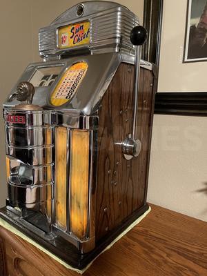 1950's Jennings Sun Chief 10 Cent Slot Machine Refurbished Image