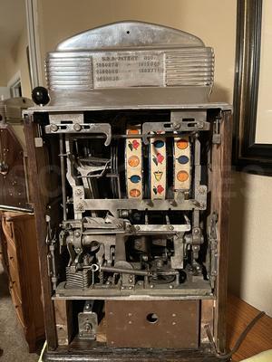 1950's Jennings Sun Chief 10 Cent Slot Machine Refurbished Image