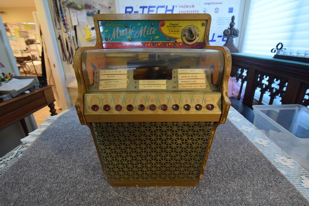 1951 Williams Music Mite Jukebox