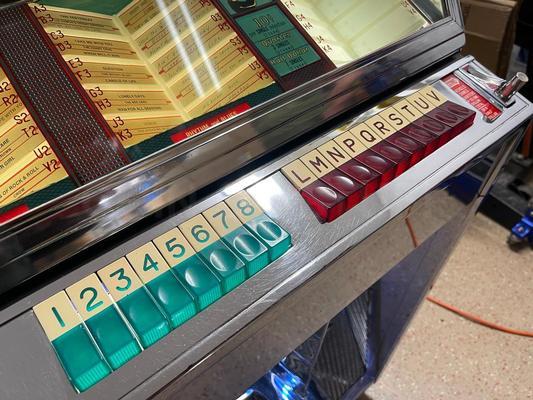 1958 Seeburg 161 JukeBox Image