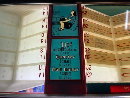 1958 Seeburg 161 JukeBox Image