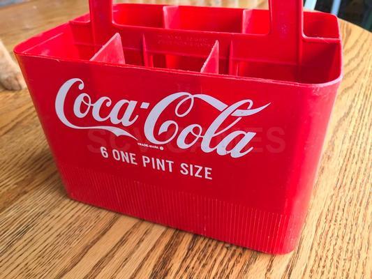 1960s hard plastic Coca-Cola six One Pint Size handled carrier Image