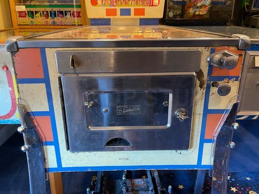 1965 Gottlieb Cow Poke Pinball Machine Image