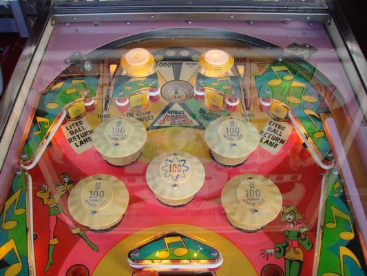 1973 Williams Fun-Fest Pinball Image