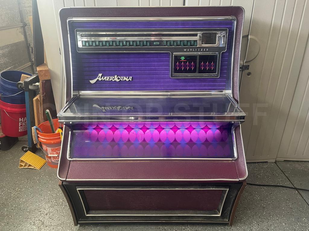 1973 Wurlitzer Americana 3800 Jukebox