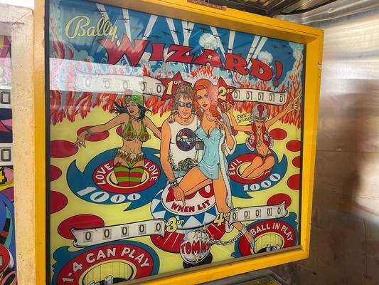 1975 Bally Wizard Pinball Machine Image