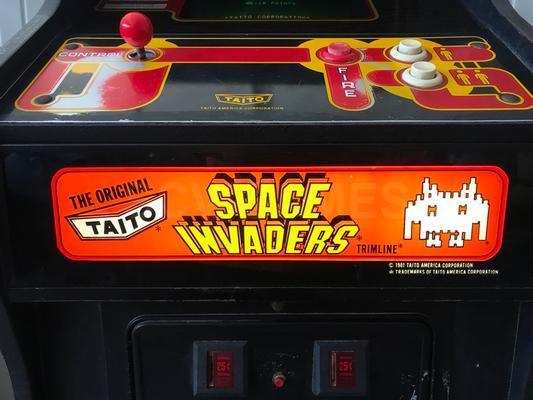 1978 Taito Space Invaders Cabaret Video Machine Image