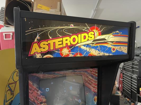 1979 Atari Asteroids Upright Arcade Machine Image