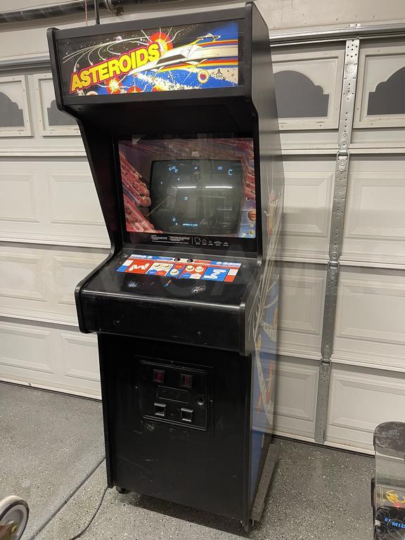 1979 Atari Asteroids Upright Arcade Machine