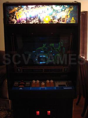 1980 Atari Asteroids Deluxe Stand Up Arcade Game Image