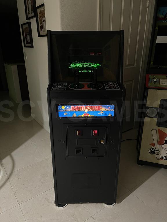 1980 Atari Battlezone Cabaret Arcade Game