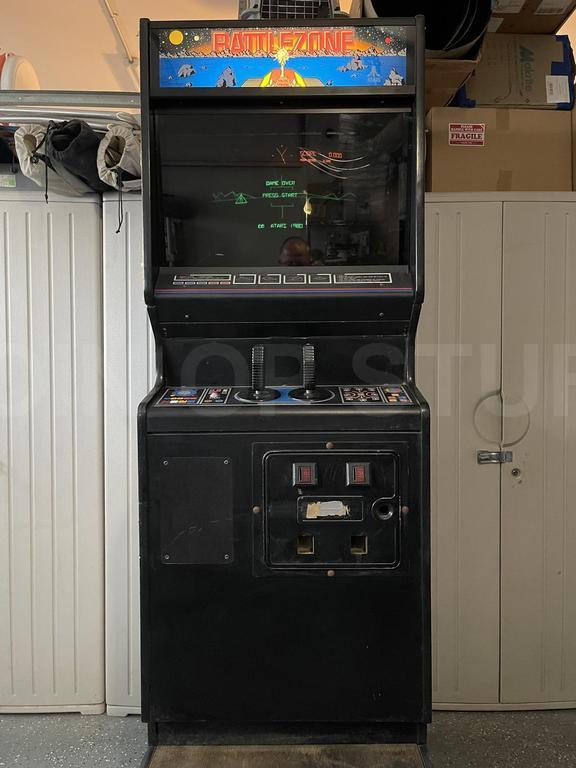 1980 Atari Battlezone Open Face Upright Arcade Machine