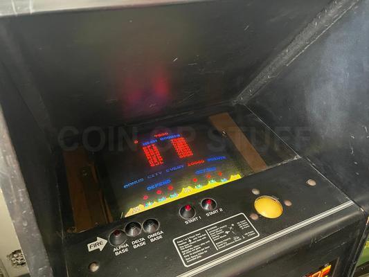 1980 Atari Missile Command Cabaret Arcade Machine Image