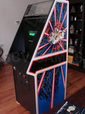 1980 Atari Tempest Stand Up Arcade Game Image