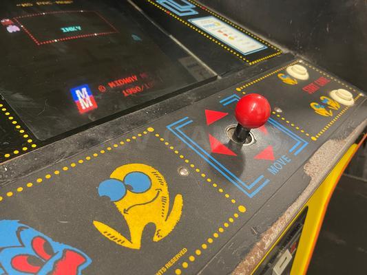 1980 Midway Pac-Man Upright Arcade Machine Image