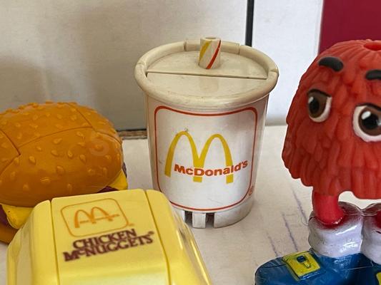 1980's Vintage McDonalds Happy Meal Transformers Image