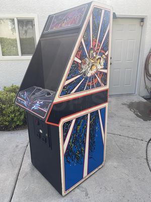 1981 Atari Tempest Upright Arcade Machine Image