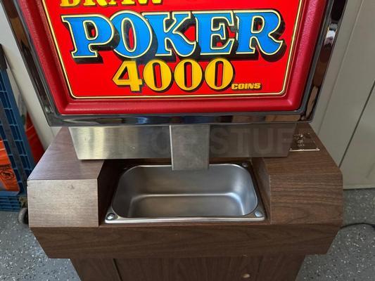 1981 IGT Draw Poker 4000 Machine Image