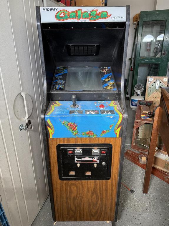 1981 Midway Galaga Cabaret Arcade Machine