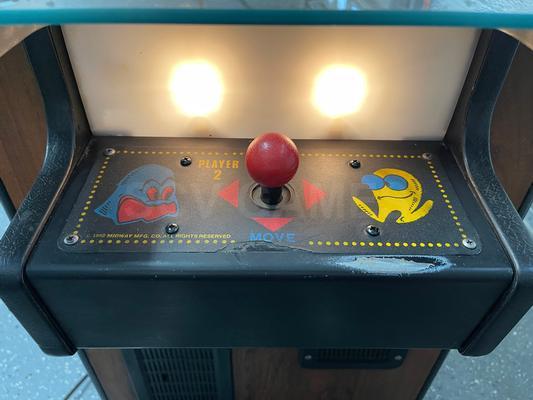 1981 Midway Ms. Pac-Man Cocktail Arcade Machine Image