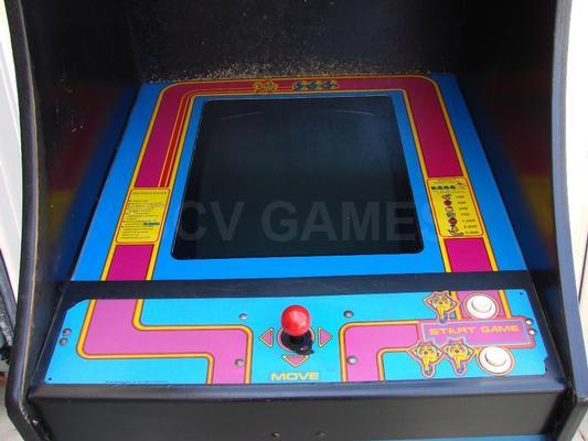 1981 Midway Ms. Pac-Man Stand Up Arcade Game Image