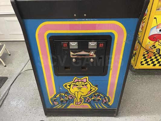 1981 Midway Ms. Pac-Man Upright Arcade Machine Image