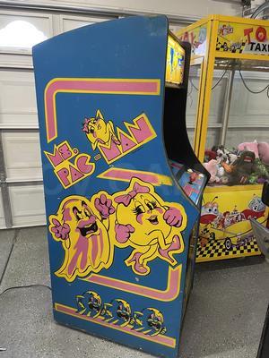 1981 Midway Ms. Pac-Man Upright Arcade Machine Image