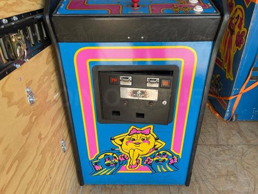 1981 Midway Ms. Pac-Man Upright Arcade Machine Image