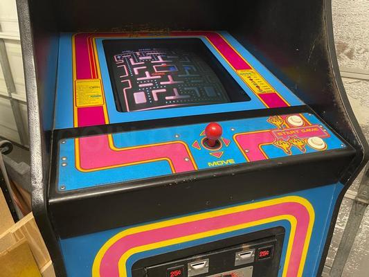 1981 Midway Ms. Pac-Man Upright Arcade Machine Image