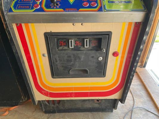 1981 Universal Cosmic Avenger Upright Arcade Machine Image