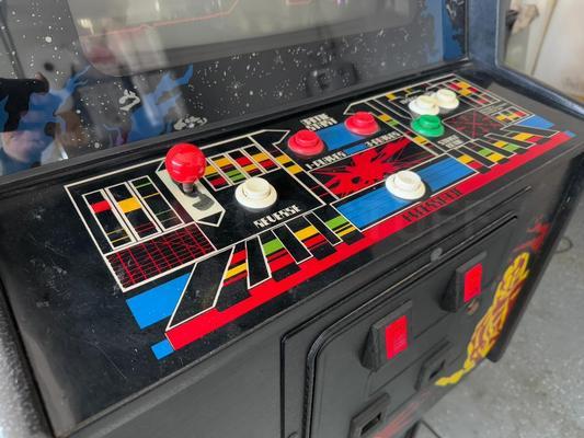 1981 Williams Defender Upright Arcade Machine Image