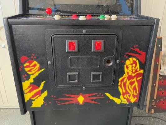 1981 Williams Defender Upright Arcade Machine Image