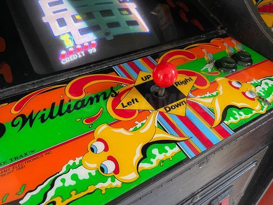 1981 Williams Make Trax Cabaret Arcade Machine Image