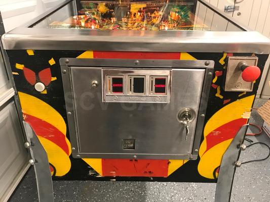 1981 Williams Pharaoh Pinball Machine Image