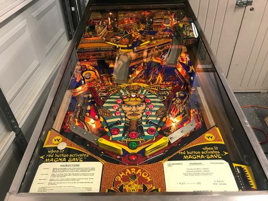 1981 Williams Pharaoh Pinball Machine Image