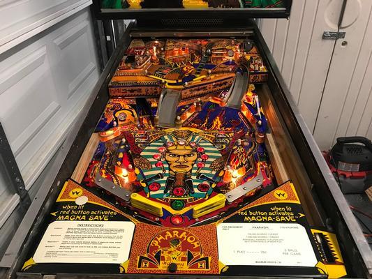 1981 Williams Pharaoh Pinball Machine Image