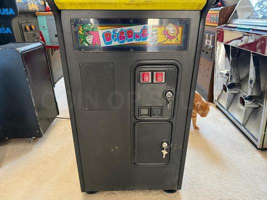 1982 Atari Dig Dug Cabaret Arcade Machine Image