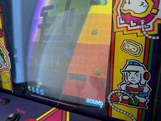 1982 Atari Dig Dug Cabaret Arcade Machine Image